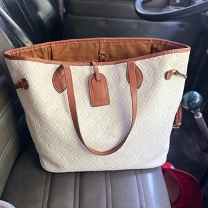 Rare Authentic Louis Vuitton Vernis Shoulder Purse